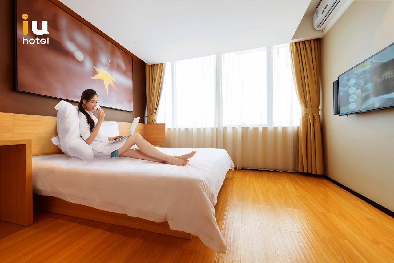 Iu Hotel Ruoyang Yiyang Wenhua Road Luaran gambar